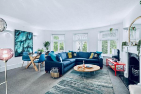 Escape to the Sea Apartment - beach 150 meters- Sleeps up to 5 guest